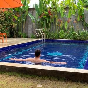 Meet your Posher, Omesh